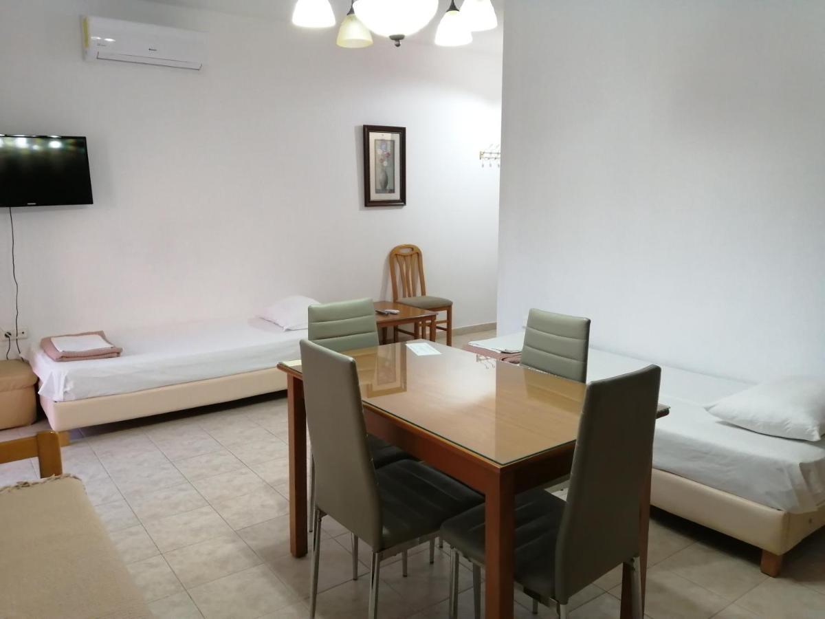 Irini Apartments 케라모티 외부 사진