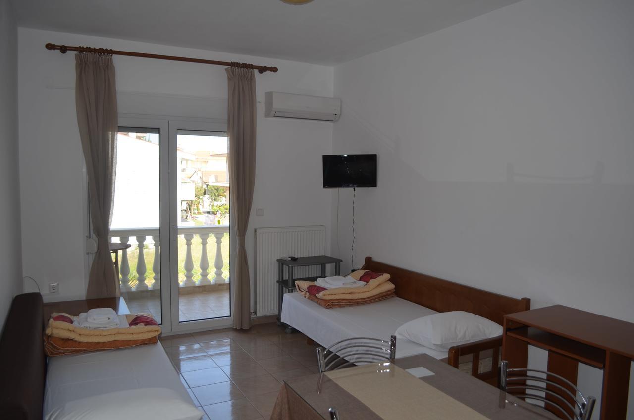 Irini Apartments 케라모티 외부 사진