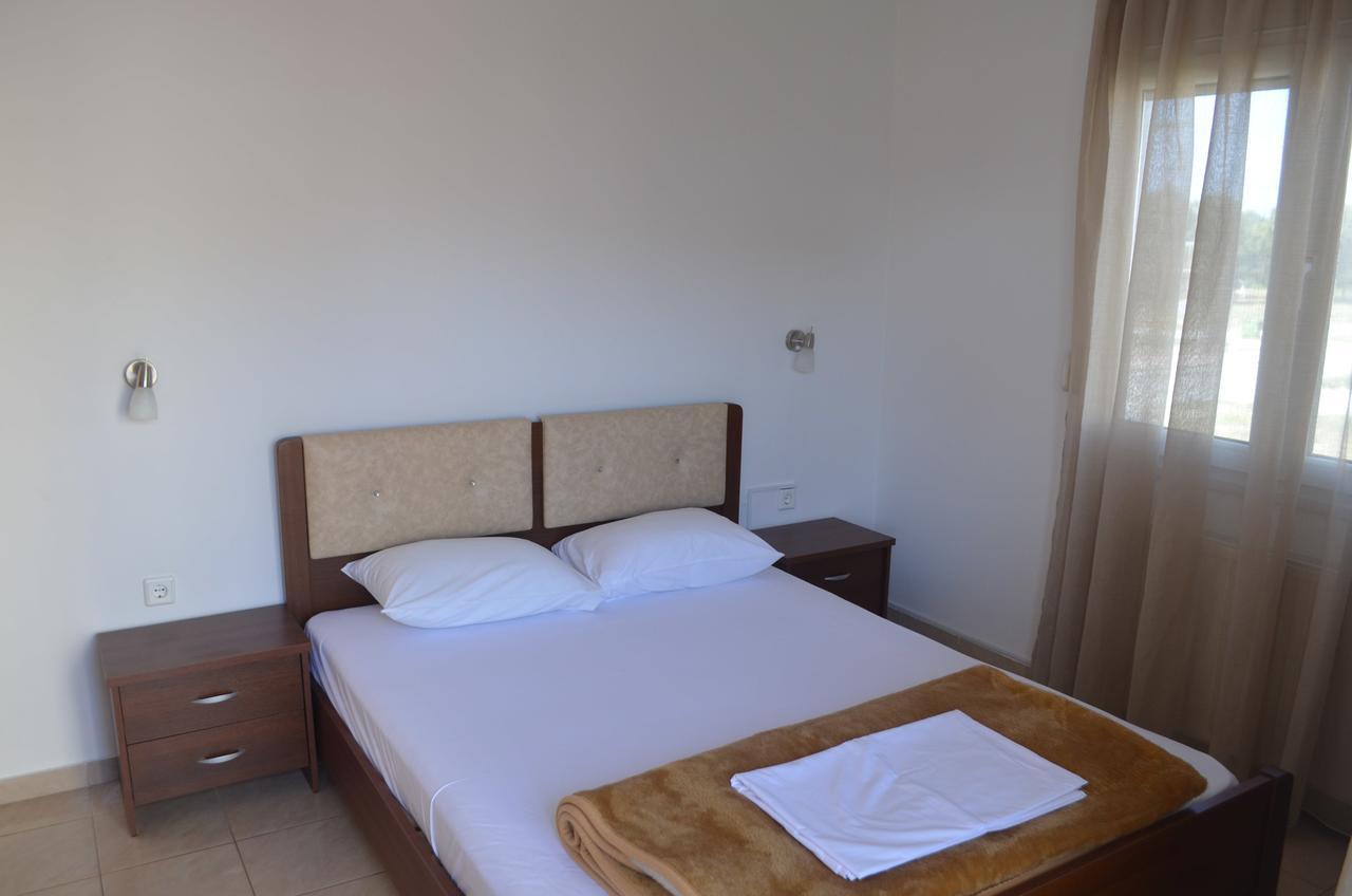 Irini Apartments 케라모티 외부 사진